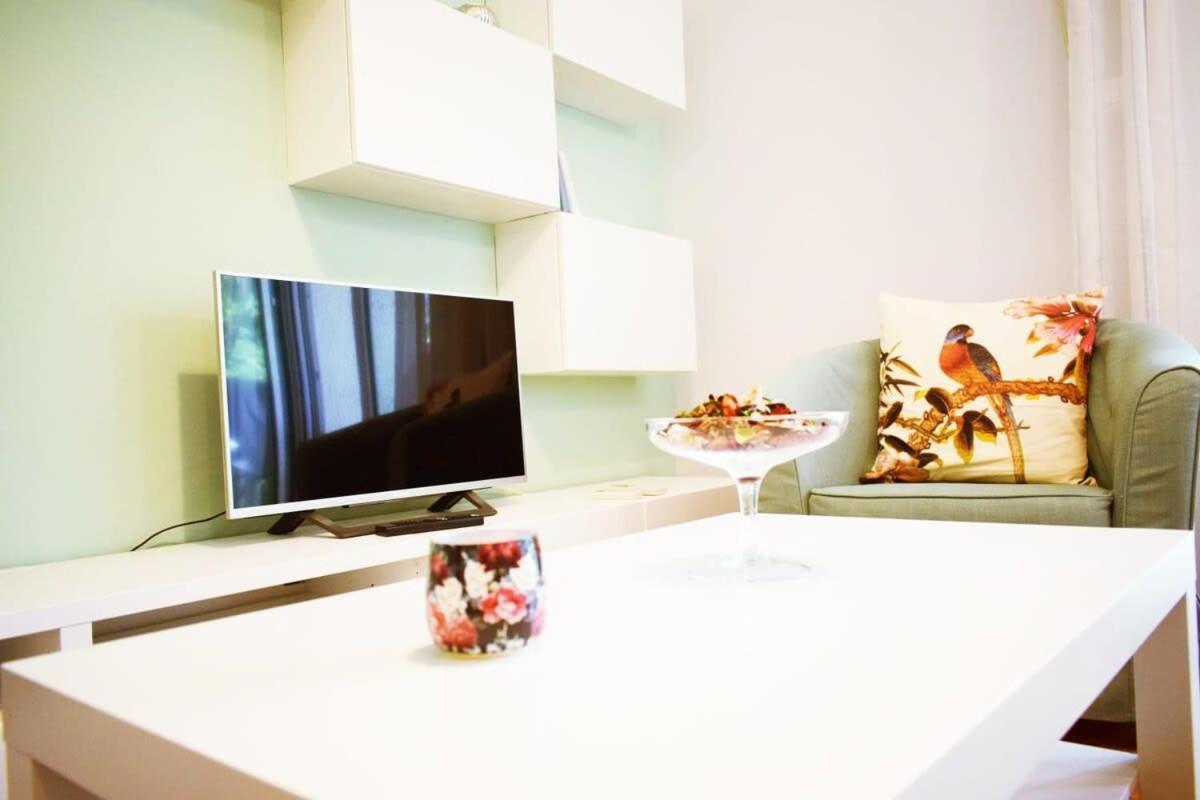 Stylish Apt In The Historic Heart Of The City 아테네 외부 사진